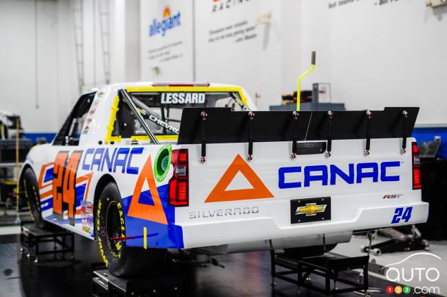 Raphaël Lessard's truck number 24 , fig. 2